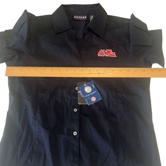 Ole Miss Navy Button Up Short Sleeves Cotton Blouse Women's Size Medium NWT - Picture 10 of 11